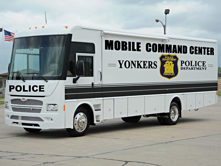 Winnebago Adventurer Mobile Command Center '2012
